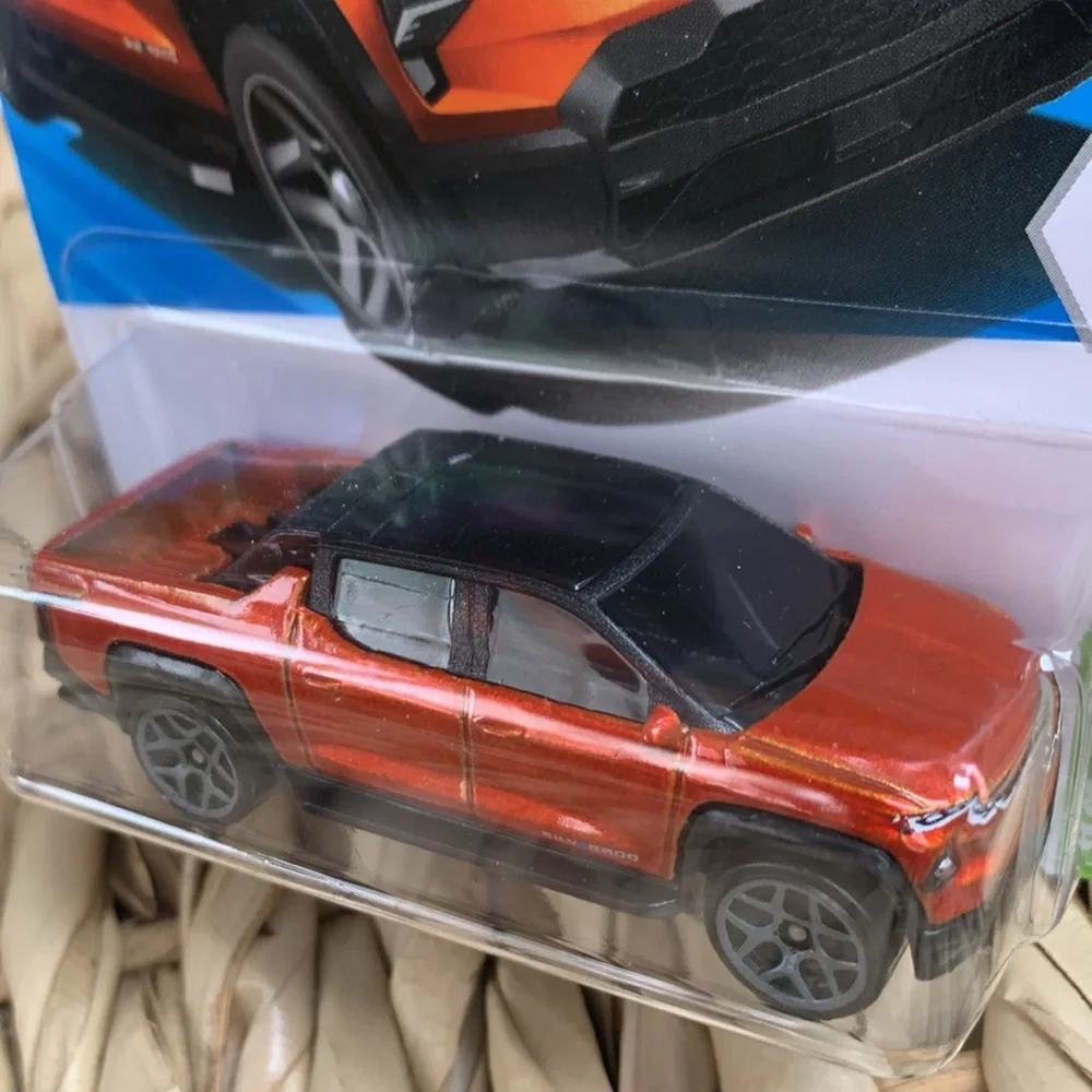 Silverado EV RST Chevrolet Pickup Chevy Electric Vehicle Truck Hot Wheels 🆕